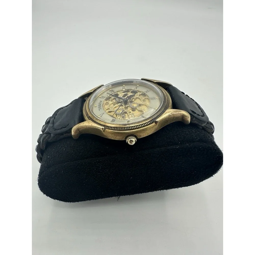 Vintage Fossil SK-5120 Mens Skeleton Style Quartz Watch Gold Tone Leather